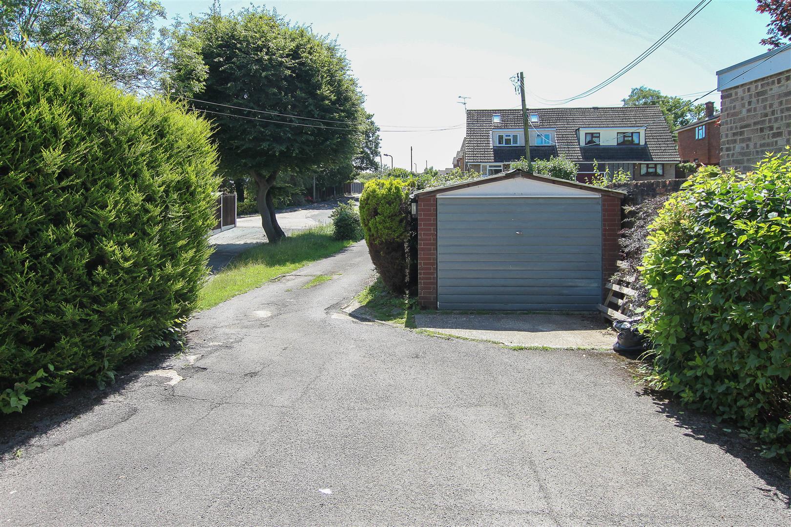 Beehive Chase, Hook End, Brentwood Keith Ashton